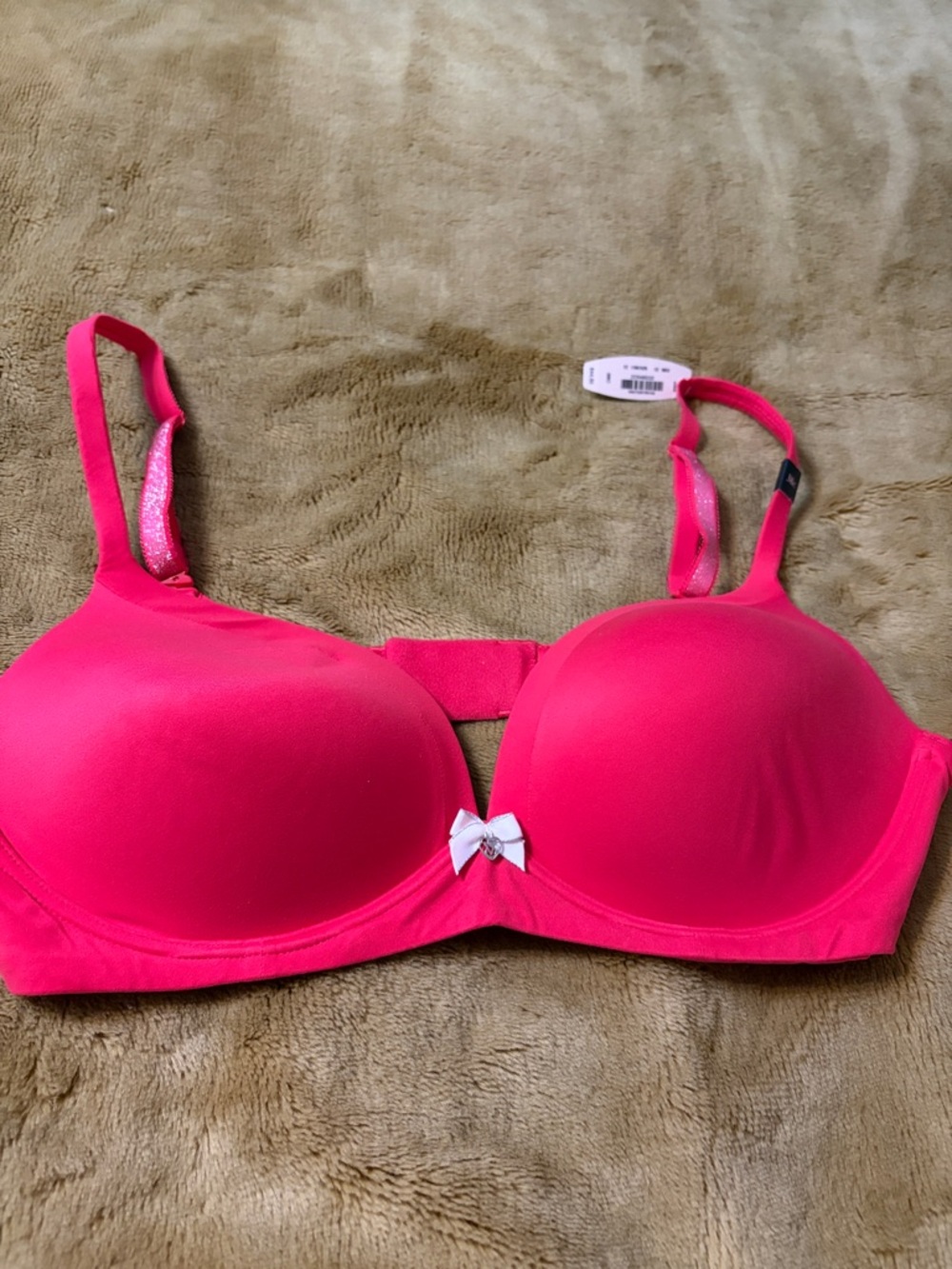 Victoria’s Secret red NWT wireless bra - size 38C